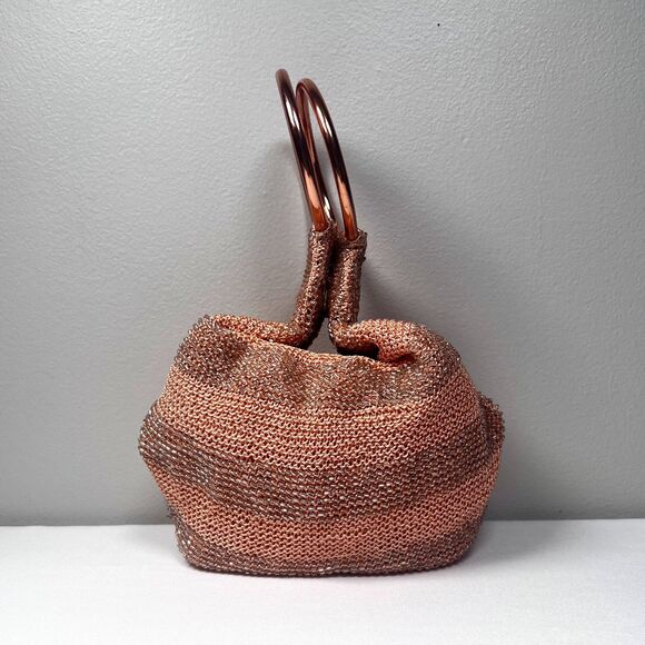 ✨ St. Xavier Goldie Hand-Beaded Bracelet Bag – Rose Gold Evening Clutch ✨ - Picture 1 of 11